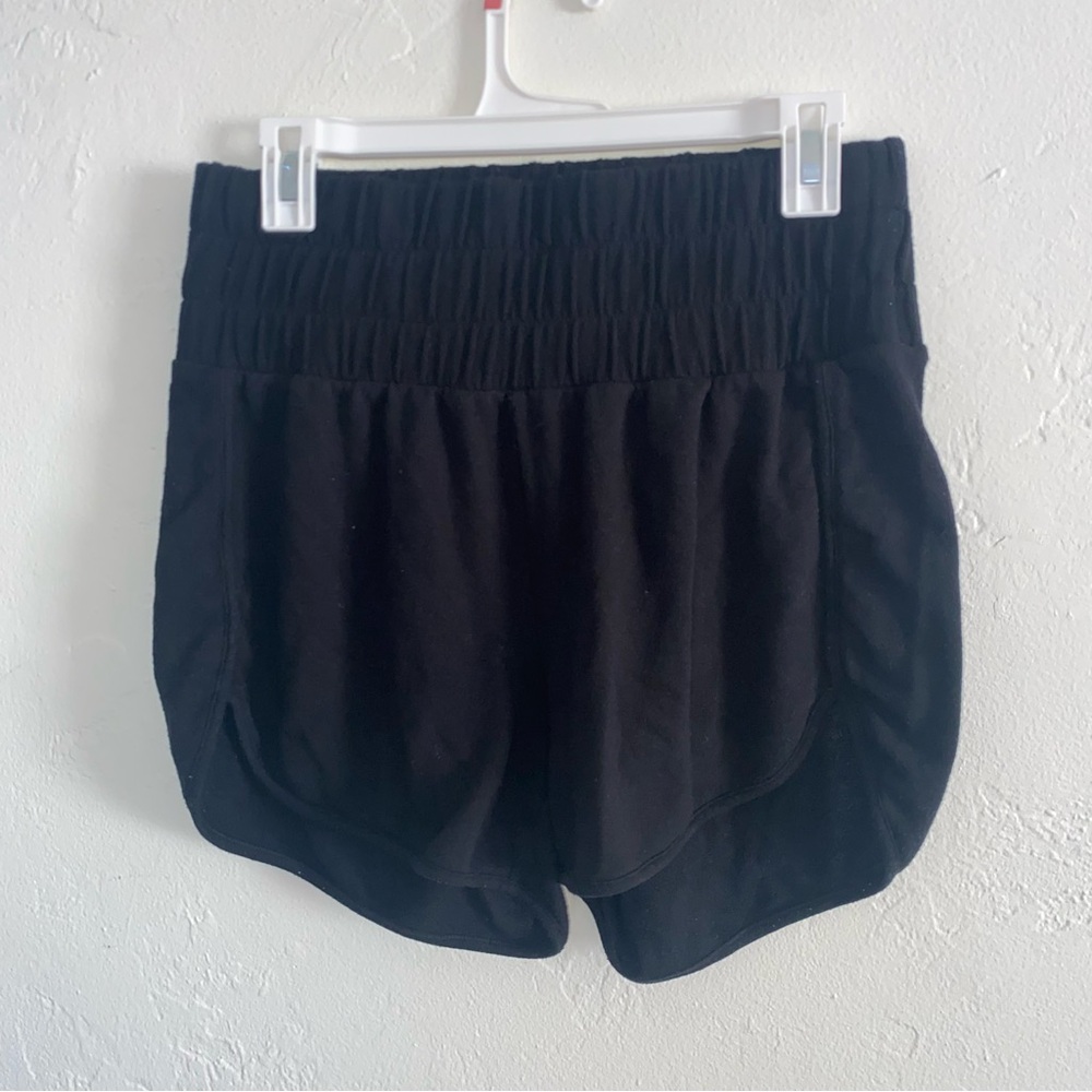 Super Wide Elastic Waistband Lounge / Athletic Shorts White Birch Women’s Medium
